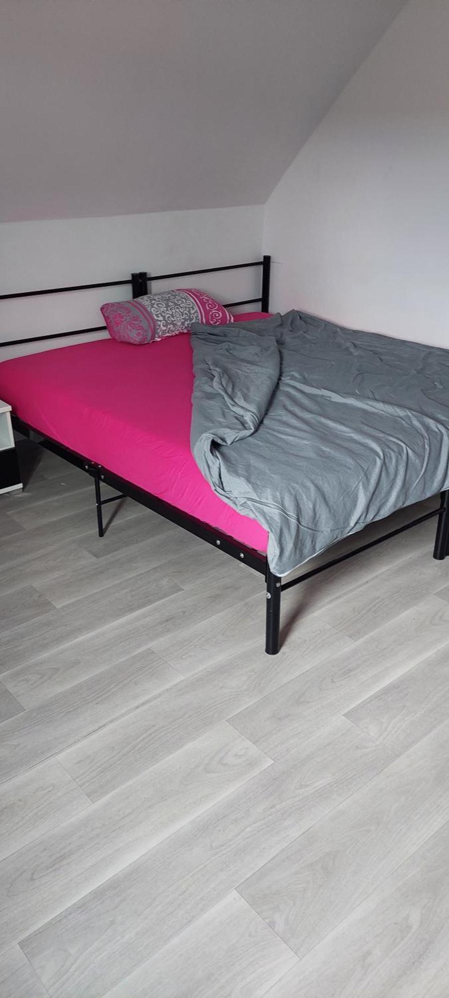 Apartmán Zu Hause Auf Zeit Bei Marion Bobbau Exteriér fotografie